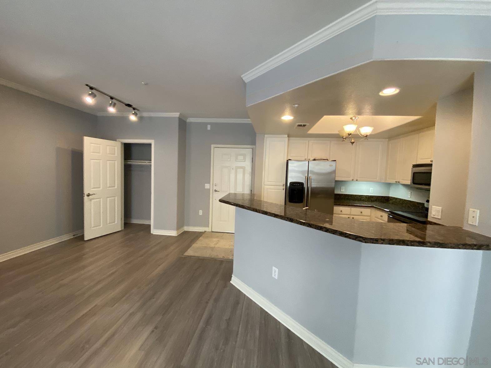9293 Regents Rd #C307, La Jolla, CA 92037