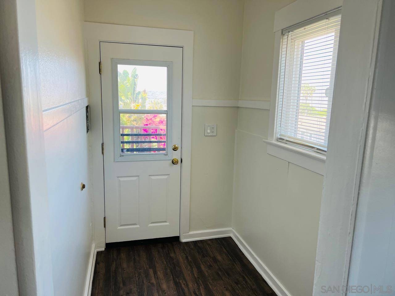 San Diego, CA 92101,2336 Union Street