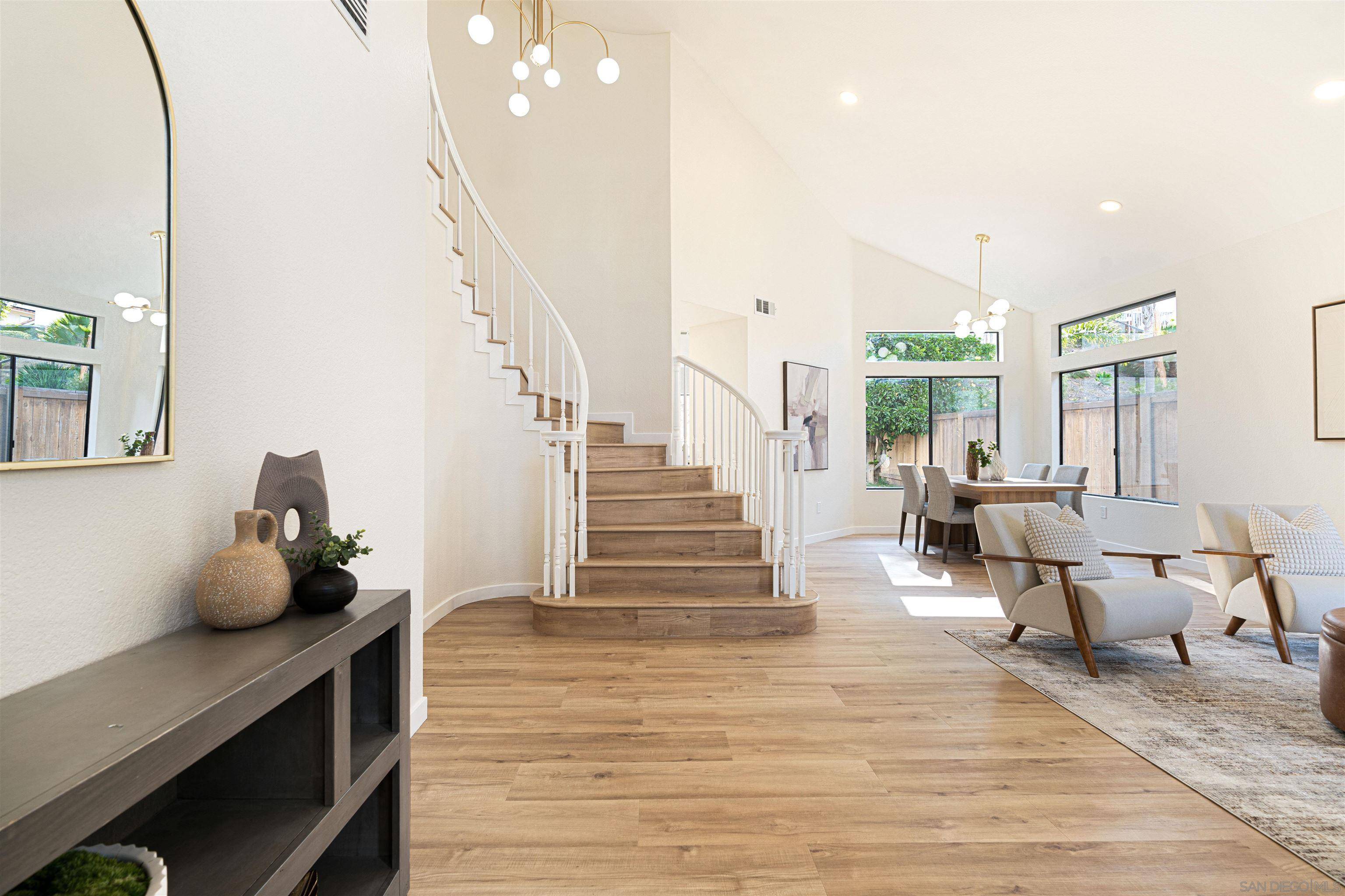 Vista, CA 92081,2064 White Birch Dr