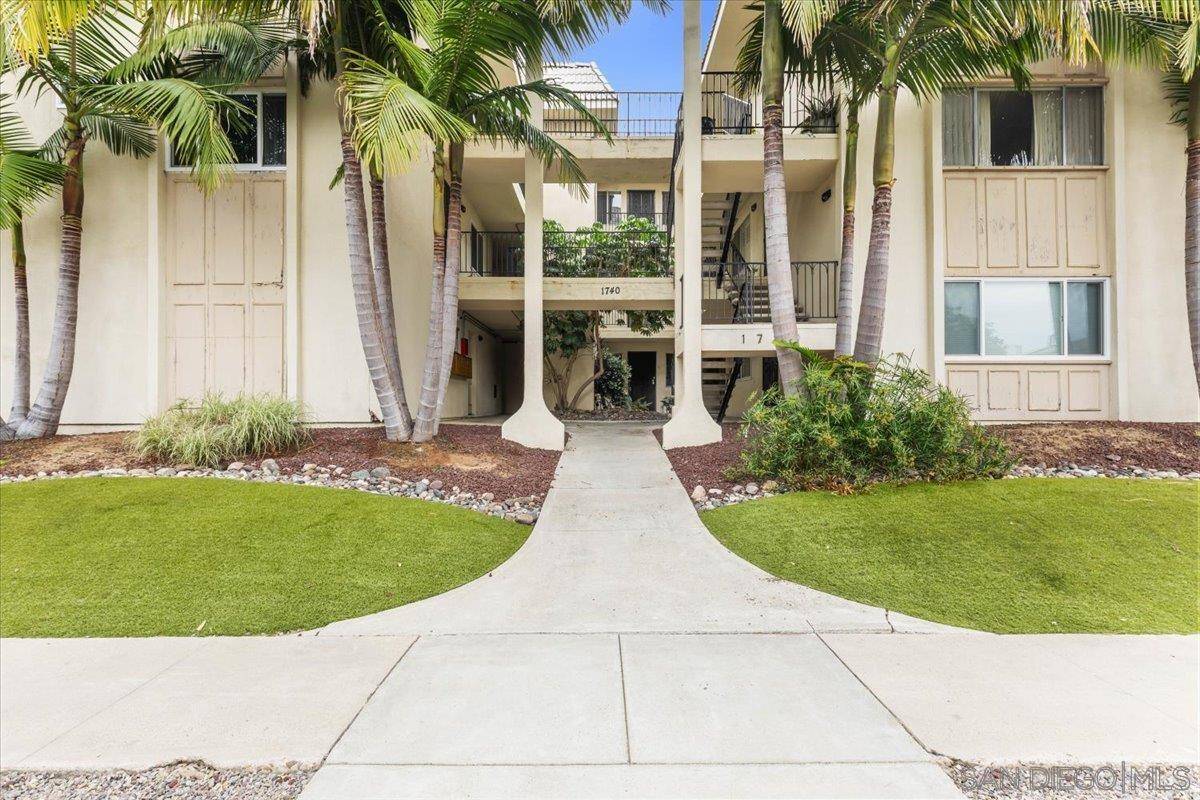 1740 Roosevelt st #F, San Diego, CA 92109