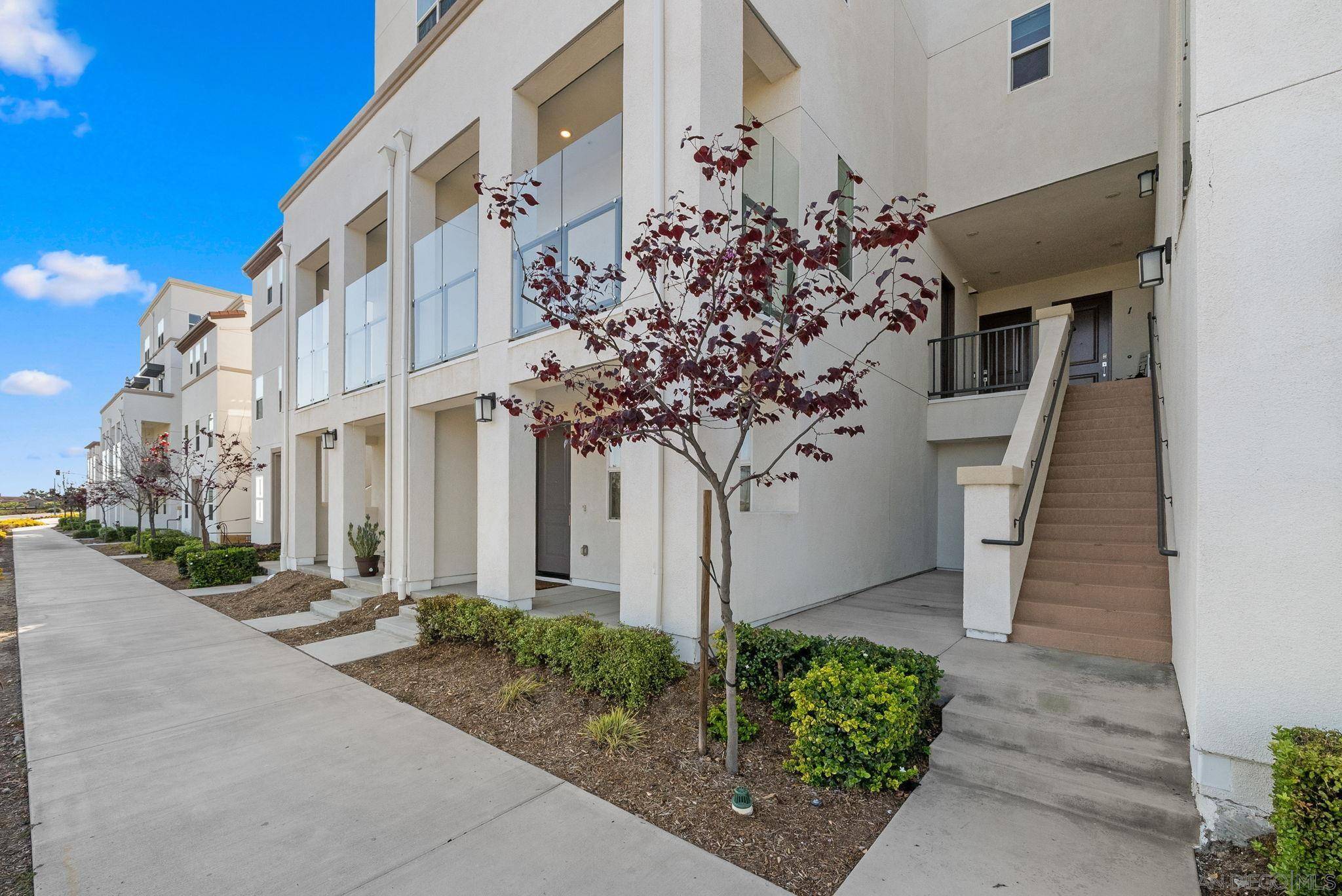 Chula Vista, CA 91915,2044 Luzon Lane #4