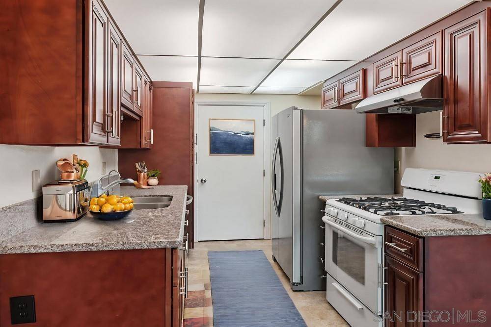 Oceanside, CA 92058,340 Fireside St
