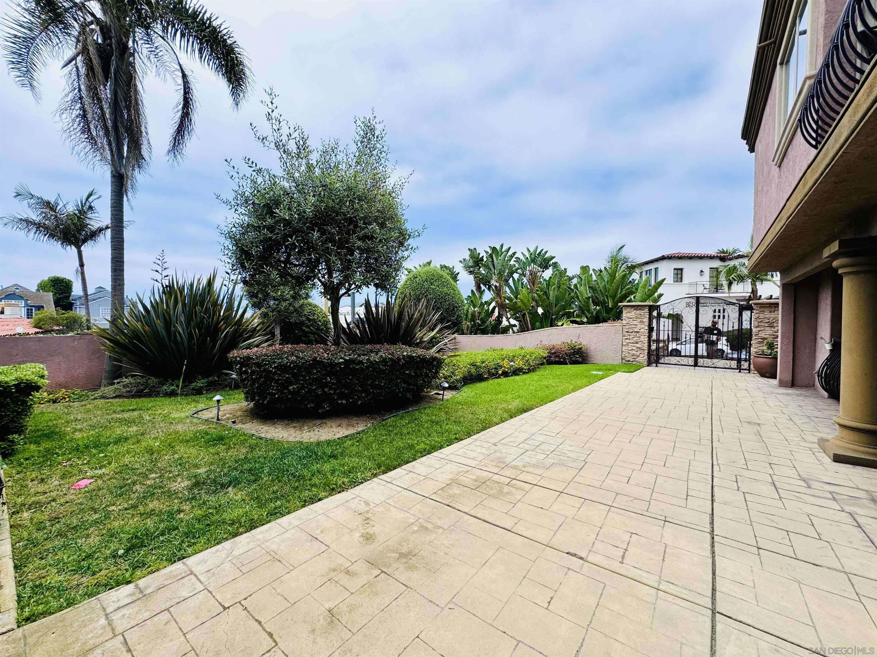 525 Marine St #3, La Jolla, CA 92037