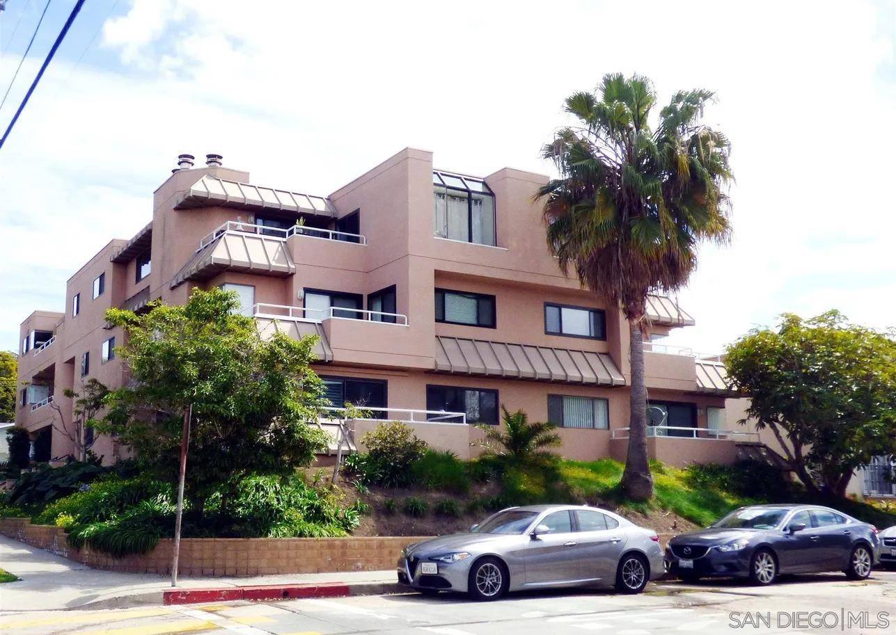 1115 Pearl Street #6, La Jolla, CA 92037