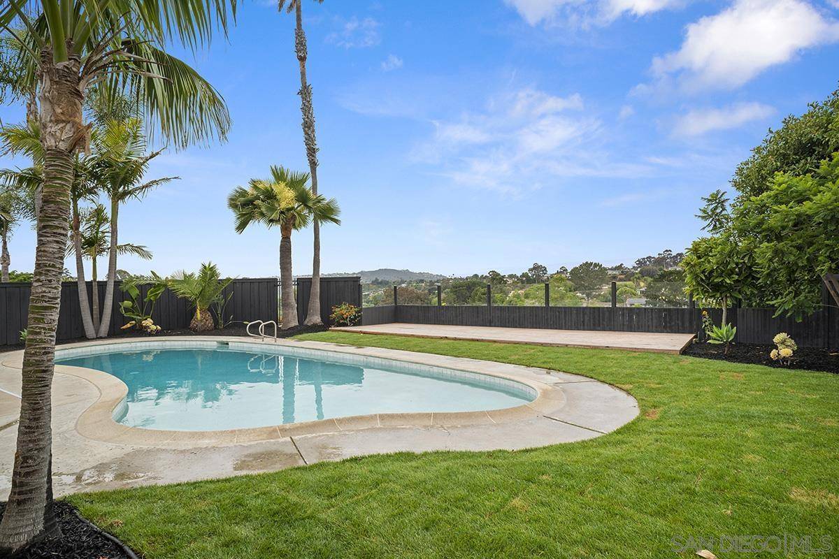 5852 Dirac Street, San Diego, CA 92122