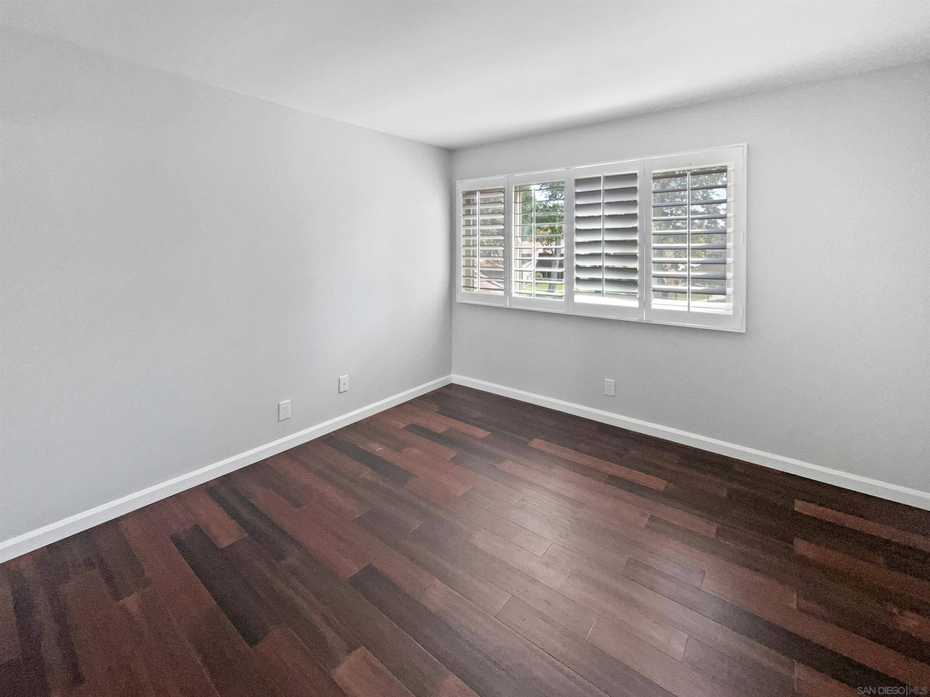 San Diego, CA 92124,9917 Park Crest Ln