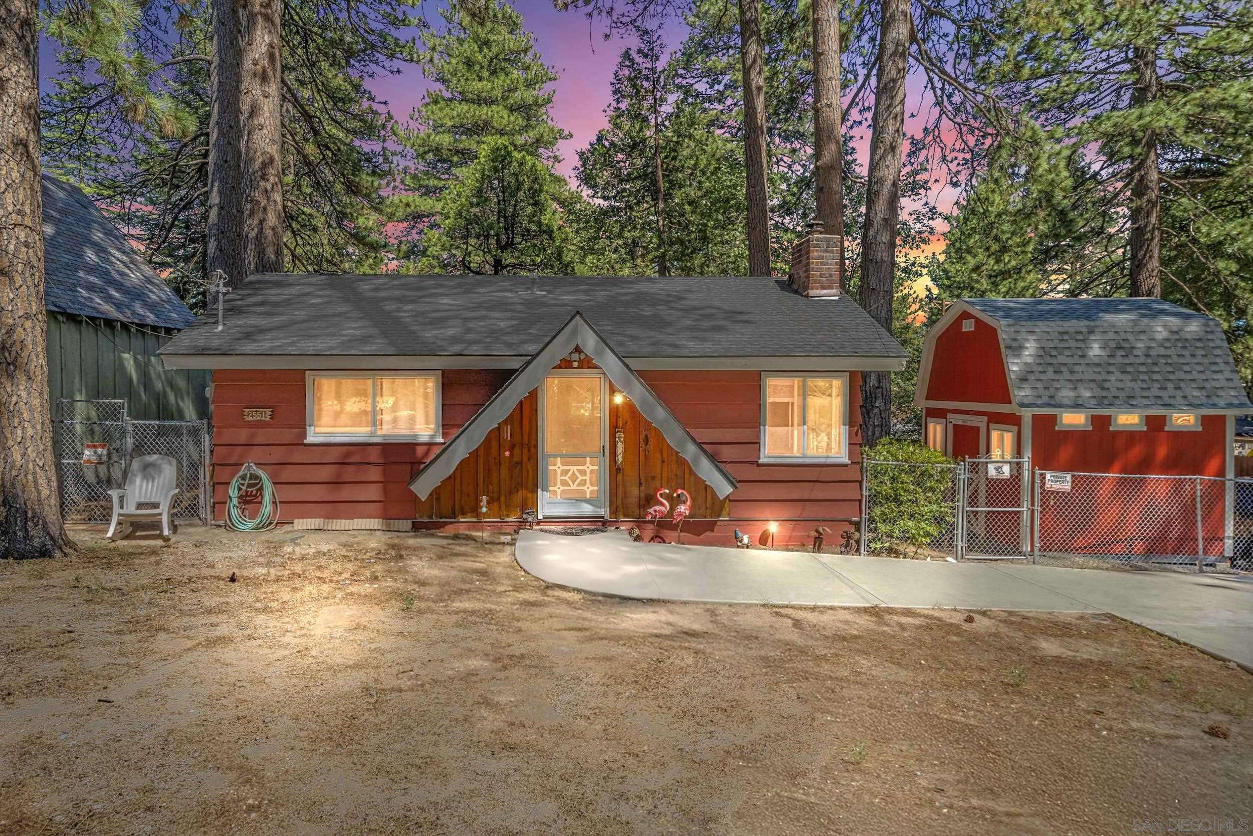2551 Spring Dr, Running Springs, CA 92382