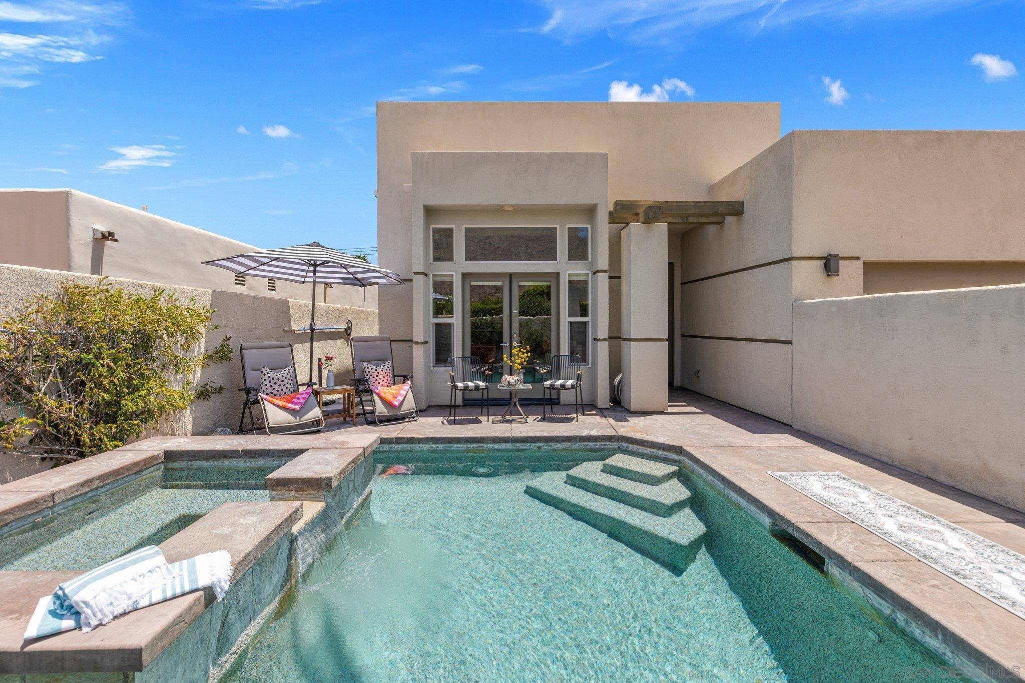 La Quinta, CA 92253,53210 Avenida Diaz