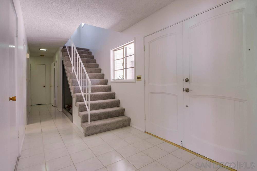 San Diego, CA 92115,4711 ASHBY ST