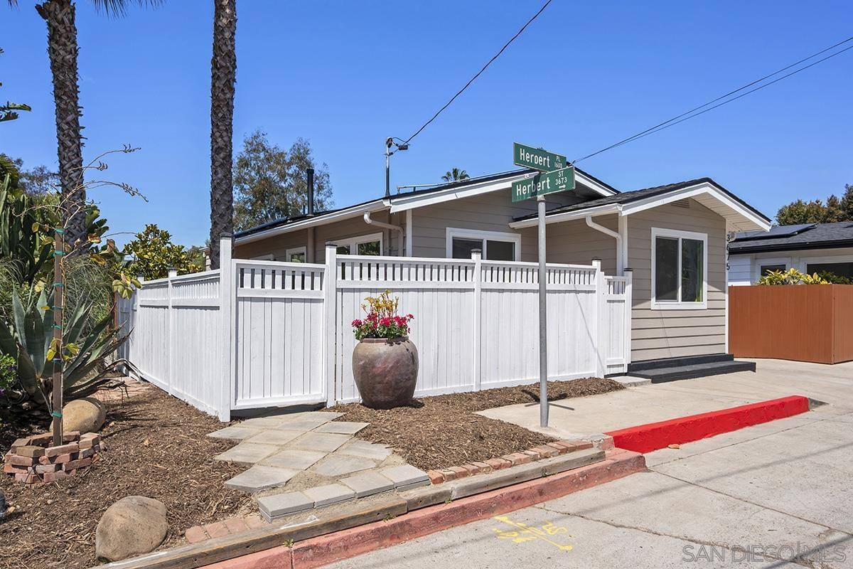 San Diego, CA 92103,3675 Herbert St