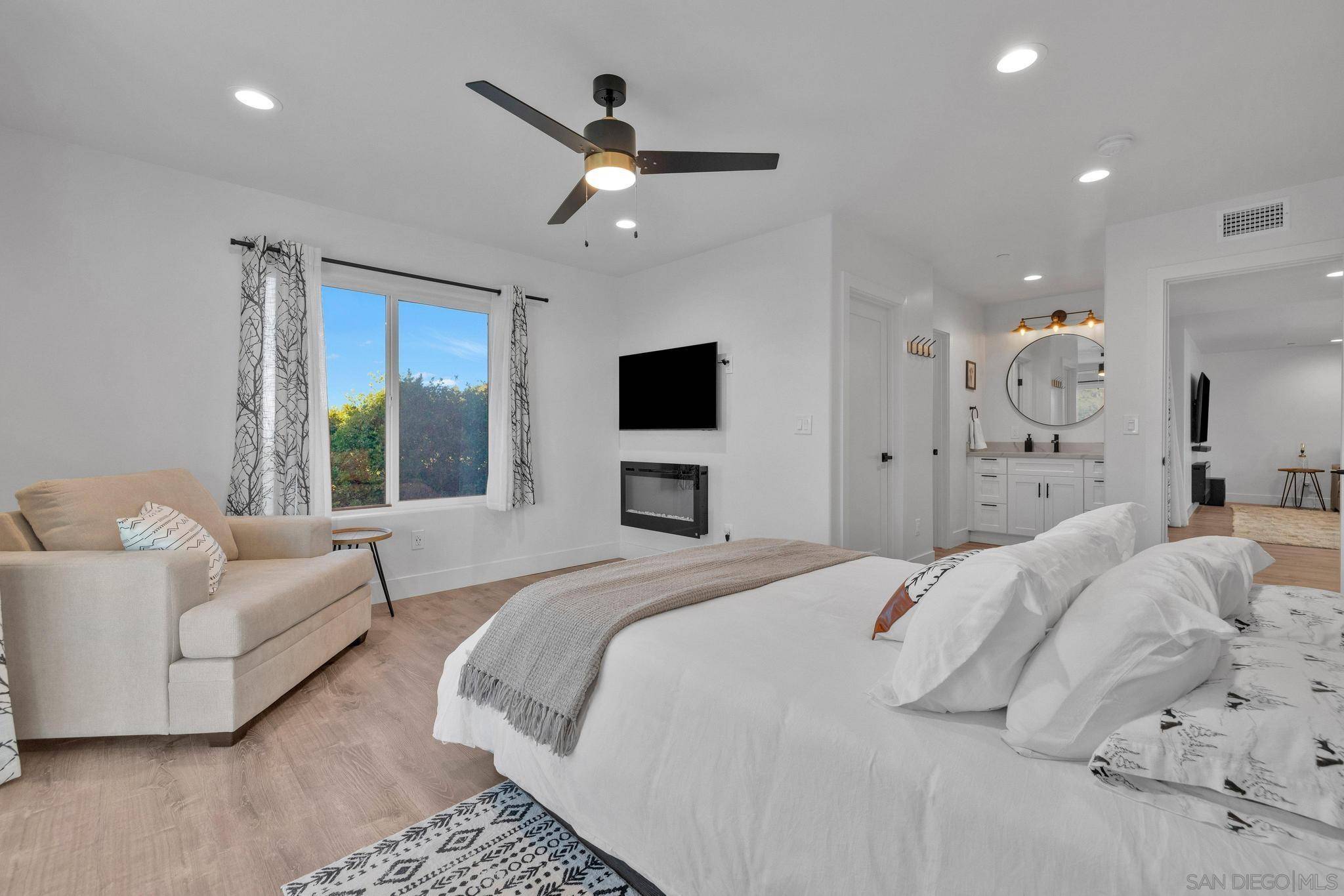 Julian, CA 92036,3208 Oakwood Dr