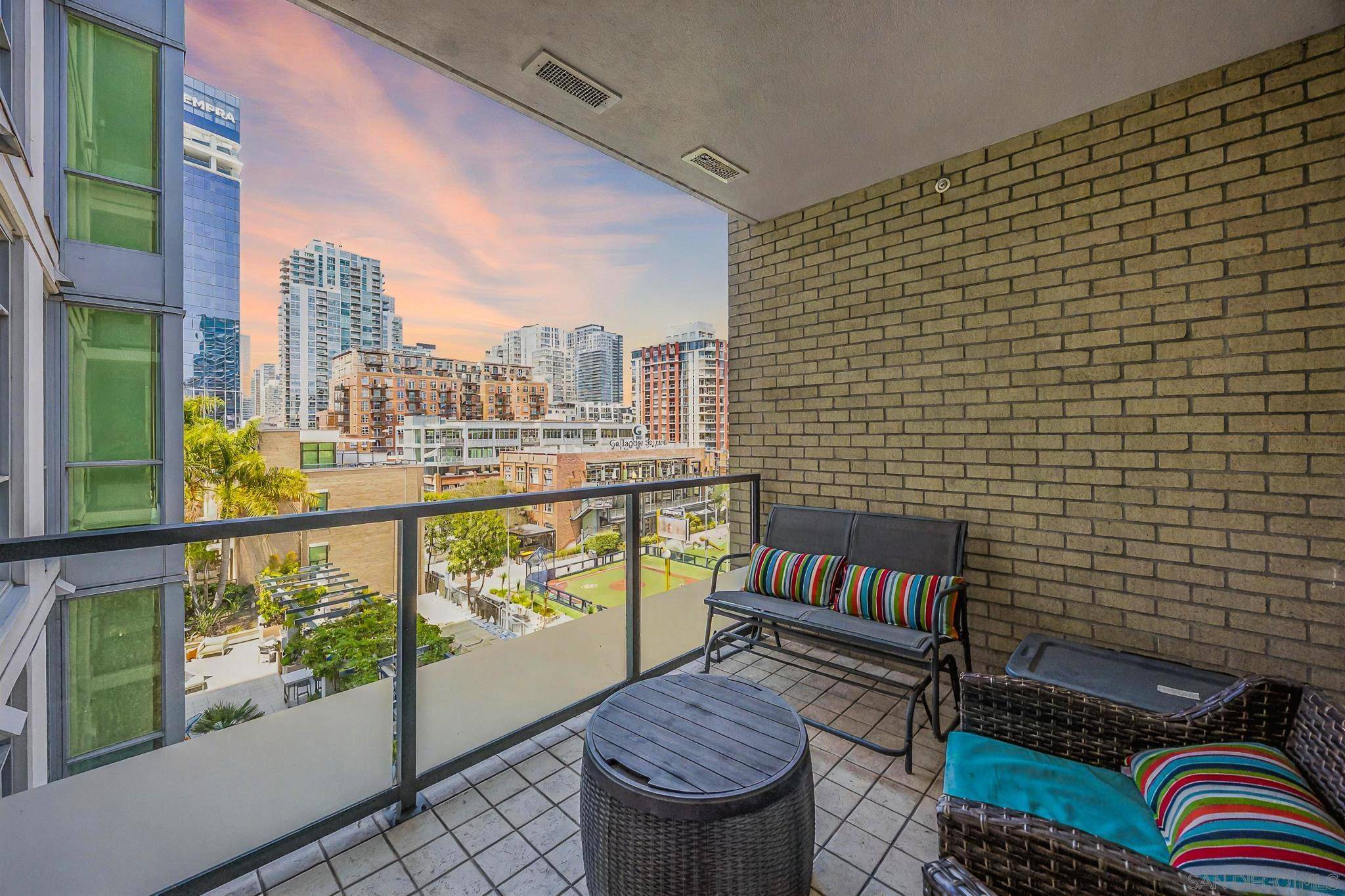 325 7Th Ave #503, San Diego, CA 92101