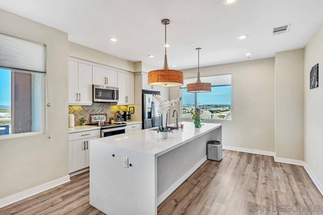 Chula Vista, CA 91910,722 Anchor Ct