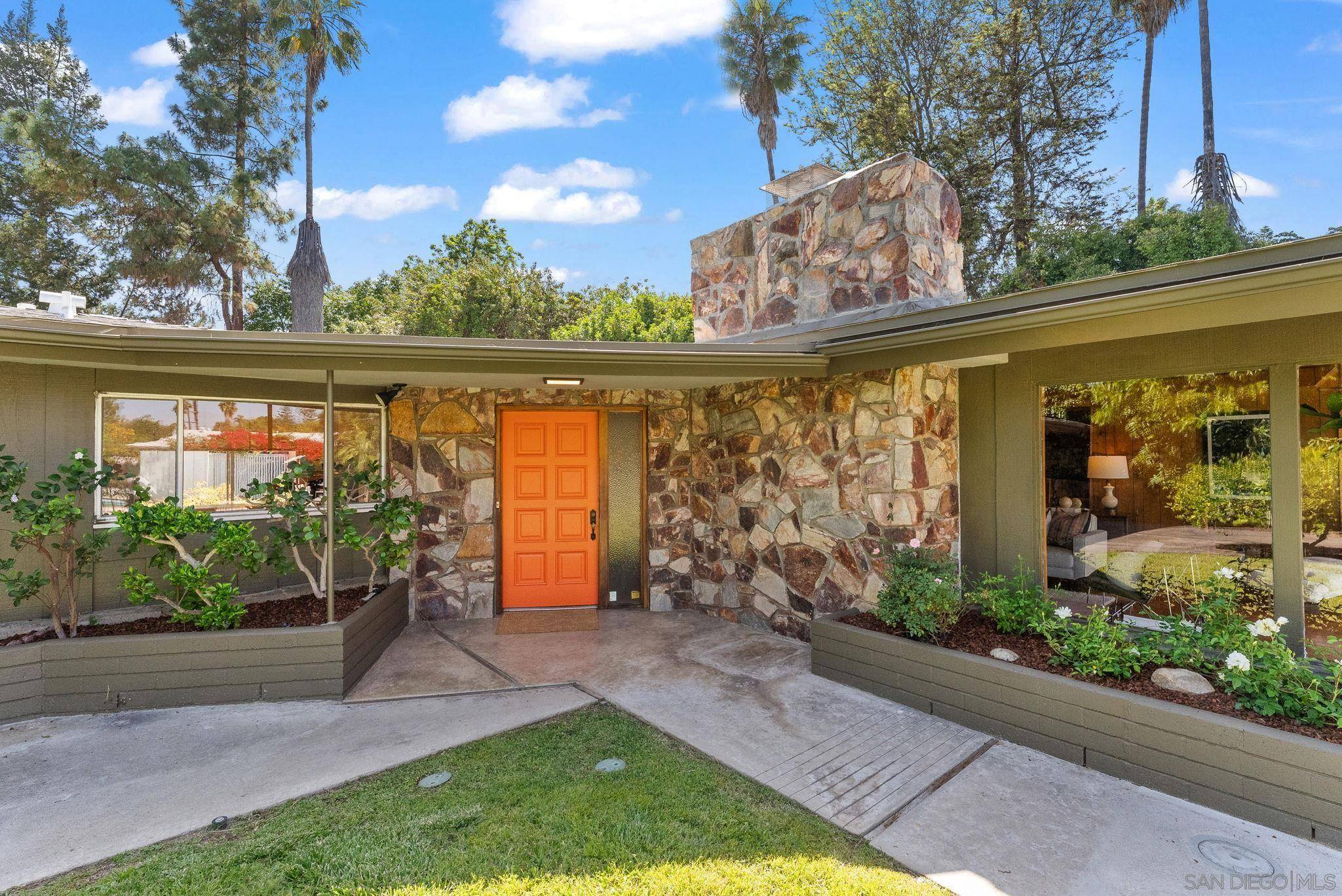 La Mesa, CA 91941,4936 Alzeda Drive