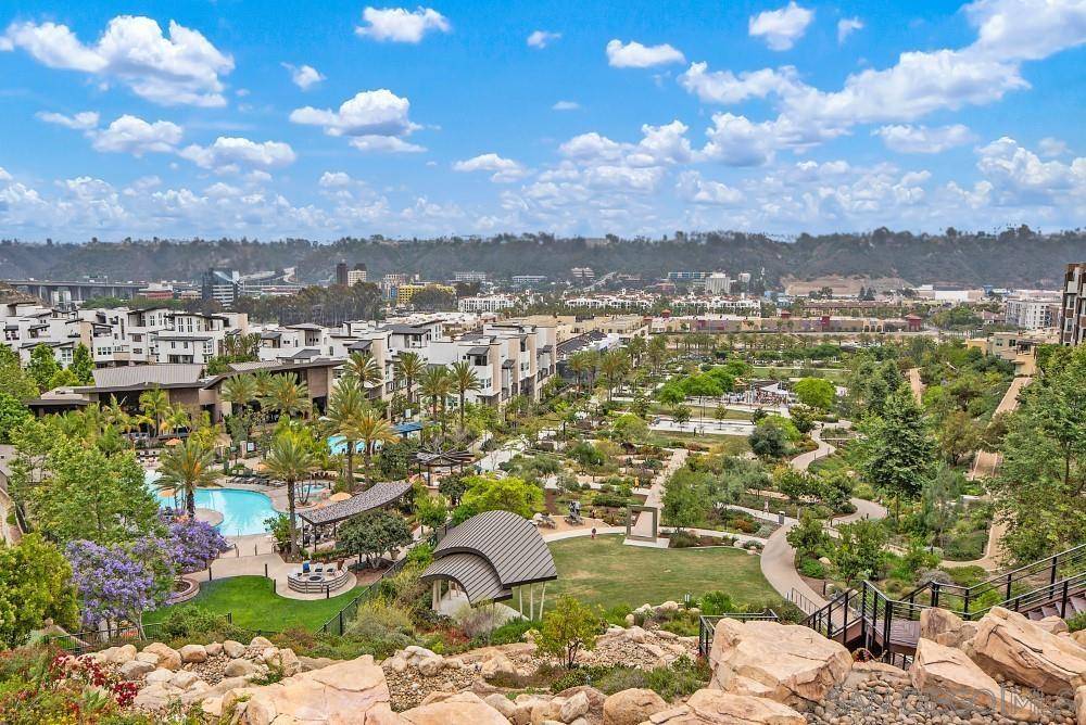 8307 Distinctive Dr, San Diego, CA 92108