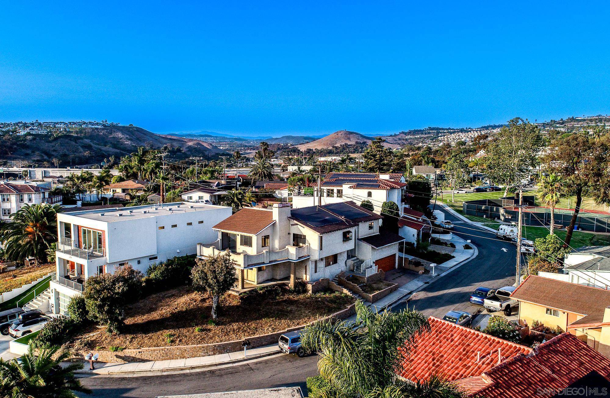 San Clemente, CA 92672,153 Calle Redondel