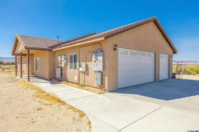 44525 W 45th Street, Lancaster, CA 93536