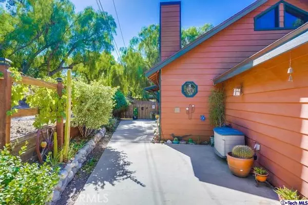 11925 Vineyard Trail, Kagel Canyon, CA 91342