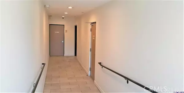 Panorama City, CA 91402,8248 Sepulveda Place