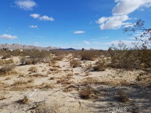 Lucerne Valley, CA 92356,0 Medanos