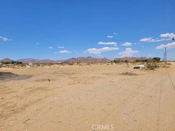 Lucerne Valley, CA 92356,0 Meridian