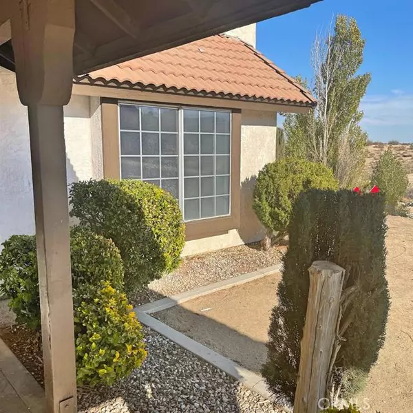 Victorville, CA 92395,17382 Forest Hills Court