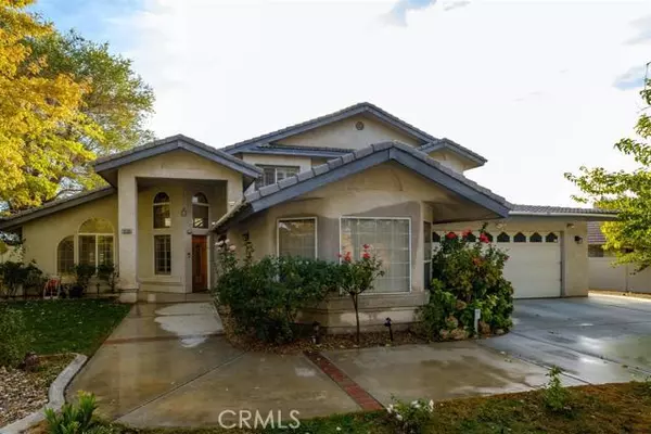 19195 Saddle Lane, Apple Valley, CA 92308