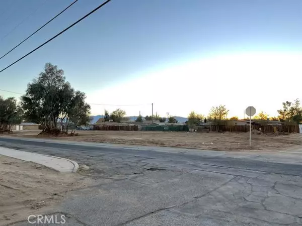 Adelanto, CA 92301,18192 Pearmain