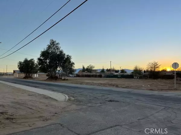 Adelanto, CA 92301,18192 Pearmain