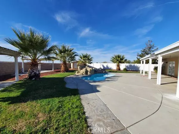 13436 Havasu Road, Apple Valley, CA 92308