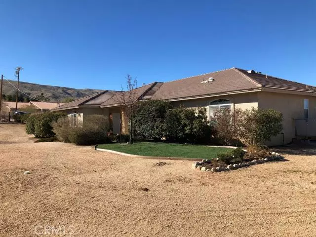 23150 Rancho Street, Apple Valley, CA 92308