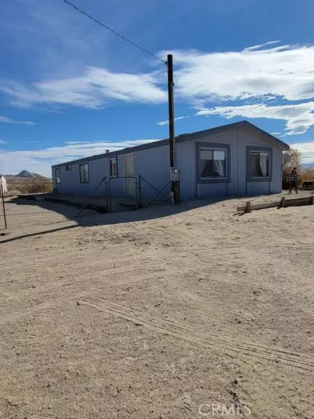 37047 Rodeo Road, Lucerne Valley, CA 92356