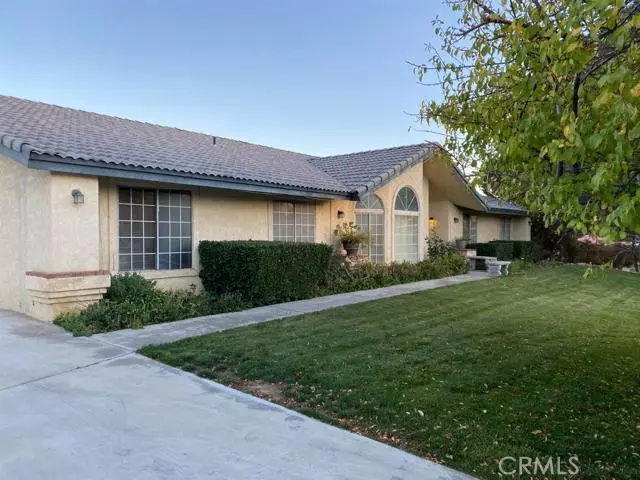 Apple Valley, CA 92307,16003 Chiwi Road