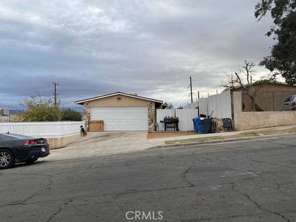 932 E Navajo Street, Barstow, CA 92311