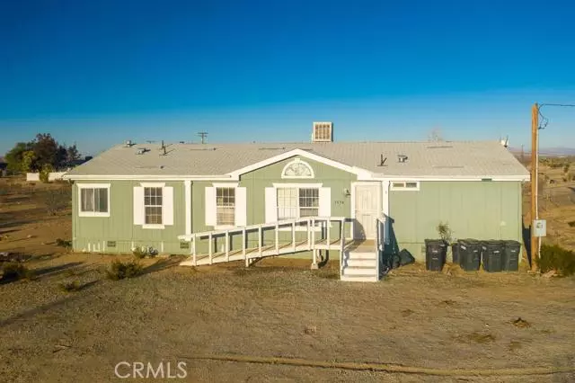 7574 Luna Road, Phelan, CA 92371