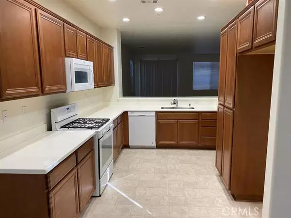 Victorville, CA 92395,17642 Park Terrace Court