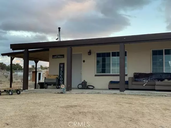 9557 Bella Vista Street, Apple Valley, CA 92308