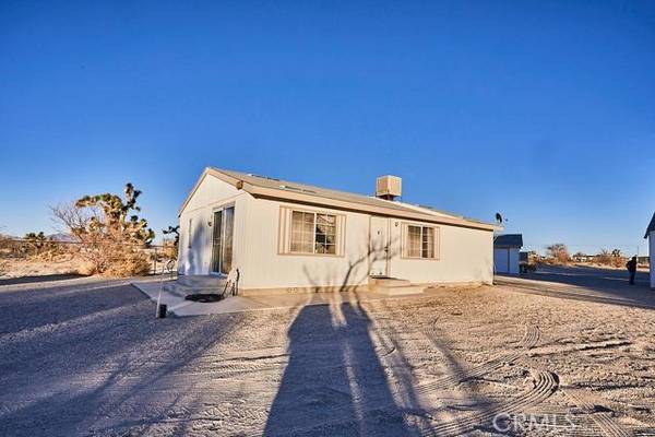 9525 Visalia Avenue, Lucerne Valley, CA 92356