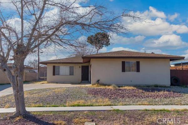 36828 Almaden Avenue, Barstow, CA 92311