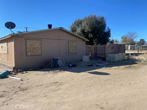 Victorville, CA 92392,13676 Verano Street