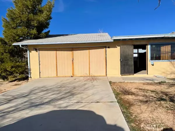 24660 Cahuilla Road, Apple Valley, CA 92307