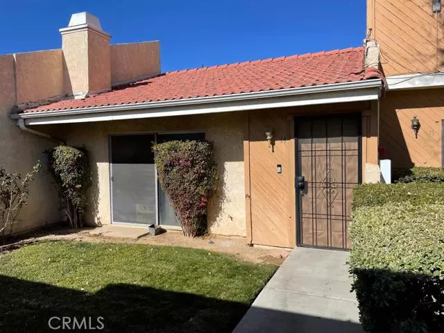 Victorville, CA 92395,16465 Green Tree Boulevard #14