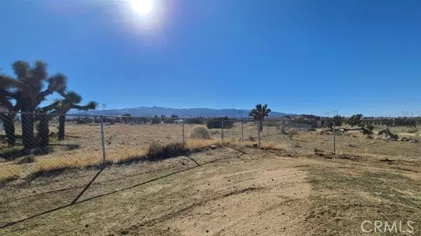 Phelan, CA 92371,5949 Coyote Road