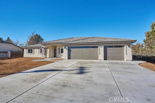 8035 Opal Avenue, Hesperia, CA 92345