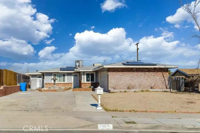 1233 E Elizabeth Street, Barstow, CA 92311