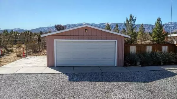 Pinon Hills, CA 92372,141 Saratoga Road