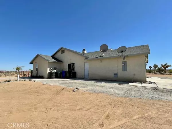 Adelanto, CA 92301,15955 Piper Way