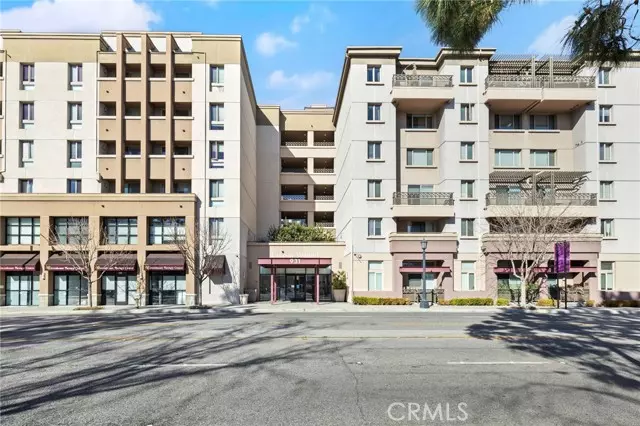 931 E Walnut Street #606, Pasadena, CA 91106