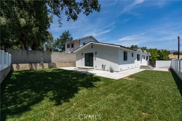 Sunland, CA 91040,10619 Franlie Drive