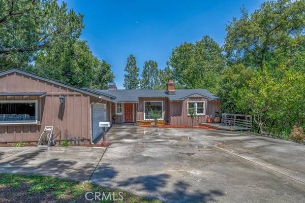 394 N Lima Street, Sierra Madre, CA 91024